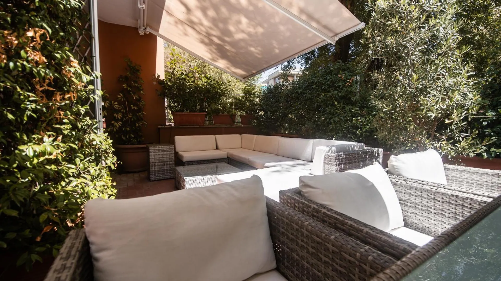 Green Hill Apartment - Exclusive Use Rome 0*,  Italy
